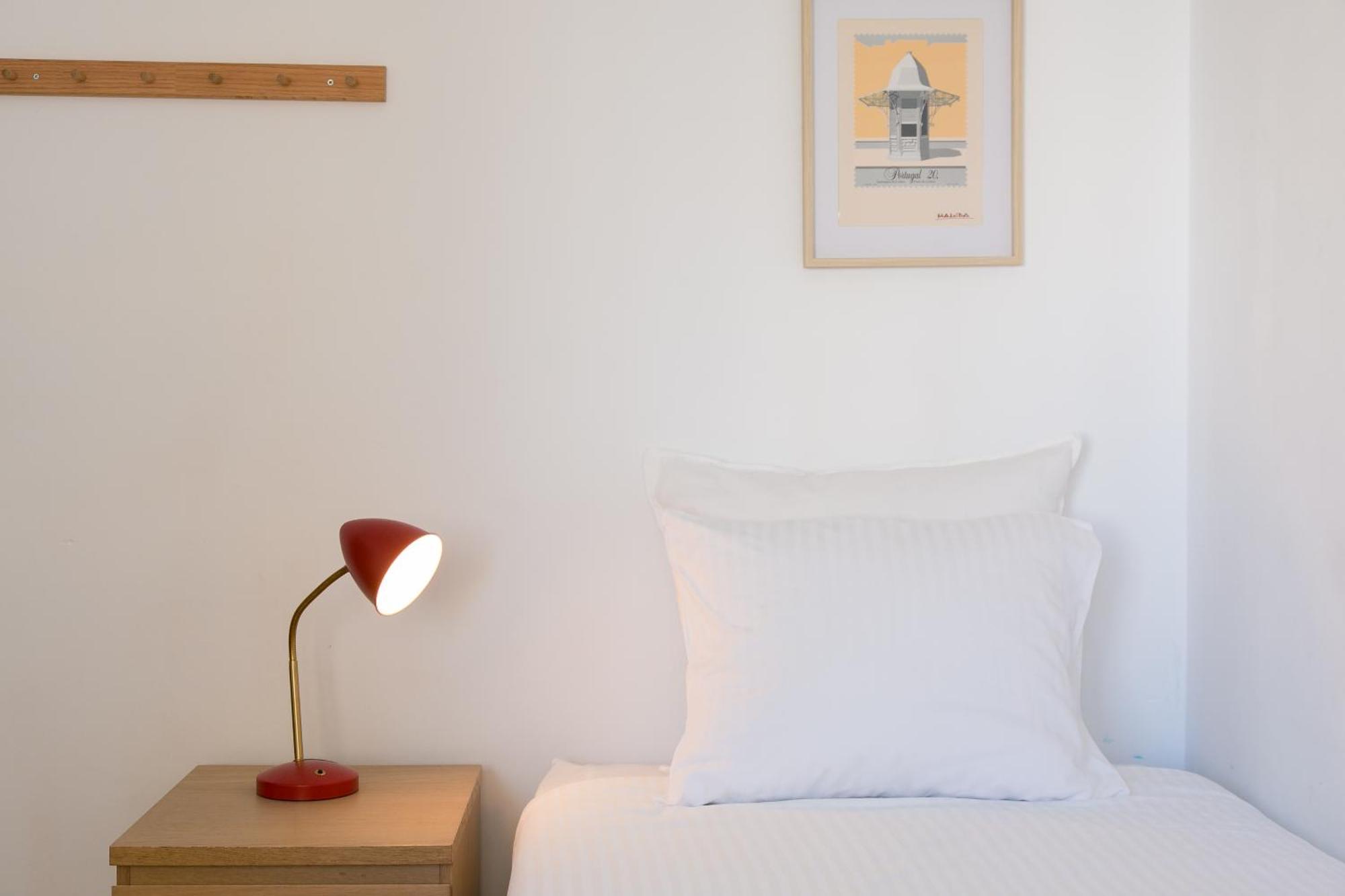 Apartamento central e confortável junto ao bairro da Graça Lisboa Extérieur photo